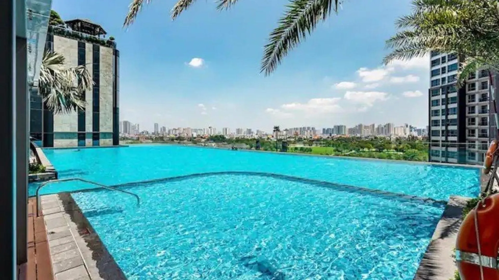 Amazing Landmark 81 Urban ホーチミン市