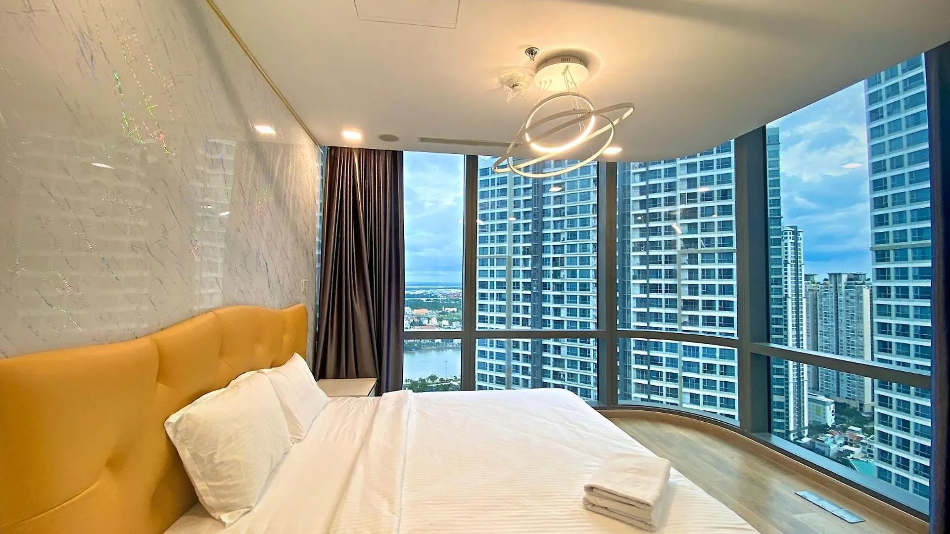 Amazing Landmark 81 Urban Ho Chi Minh City 0*,