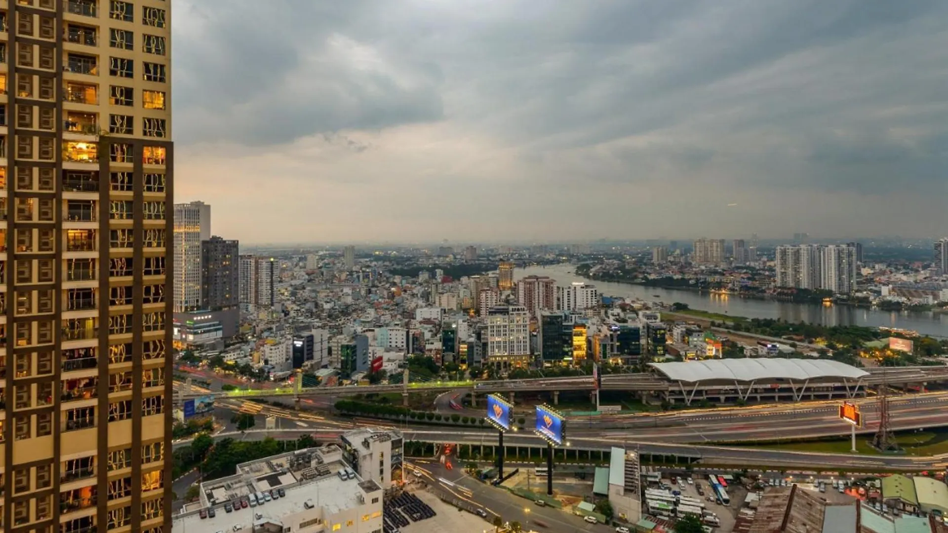 Amazing Landmark 81 Urban Ho Chi Minh City Apartment